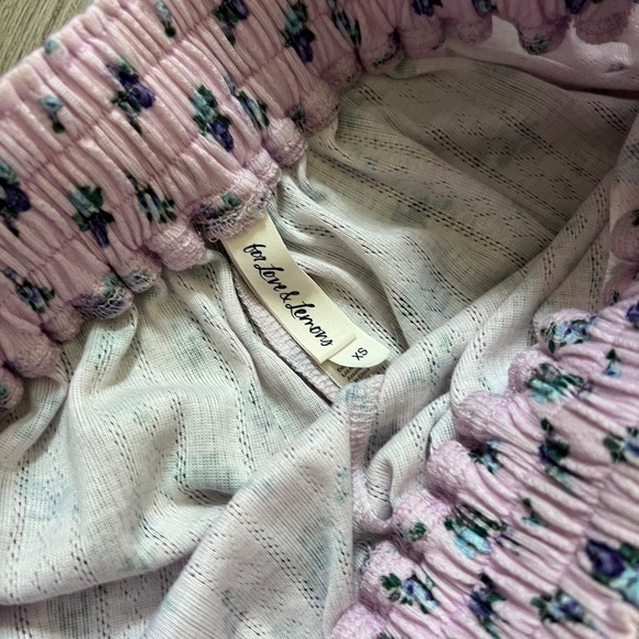 🍋 Floral Pink Shorts fll - Picture 4 of 9